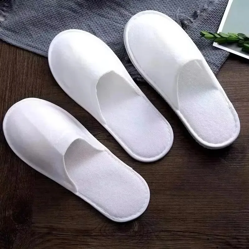 Jednorazowe białe kapcie hotel – Shoe Cleaner recenzja i cena