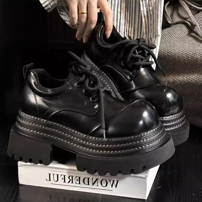 Mokasyny w stylu retro brytyjs – Leather Shoe Polish recenzja i cena